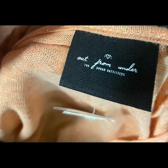 Out From Under Urban Outfitters Boho Women’s Pink Top Bell Sleeve Oversized M - Picture 10 of 12